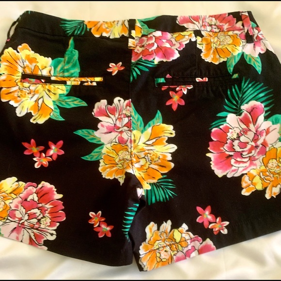 Shorts BUNDLE - Picture 5 of 7